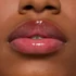 Kép 4/8 - MAYBELLINE Lifter Plump 004 Red Flag Szájfény (5,4ml)