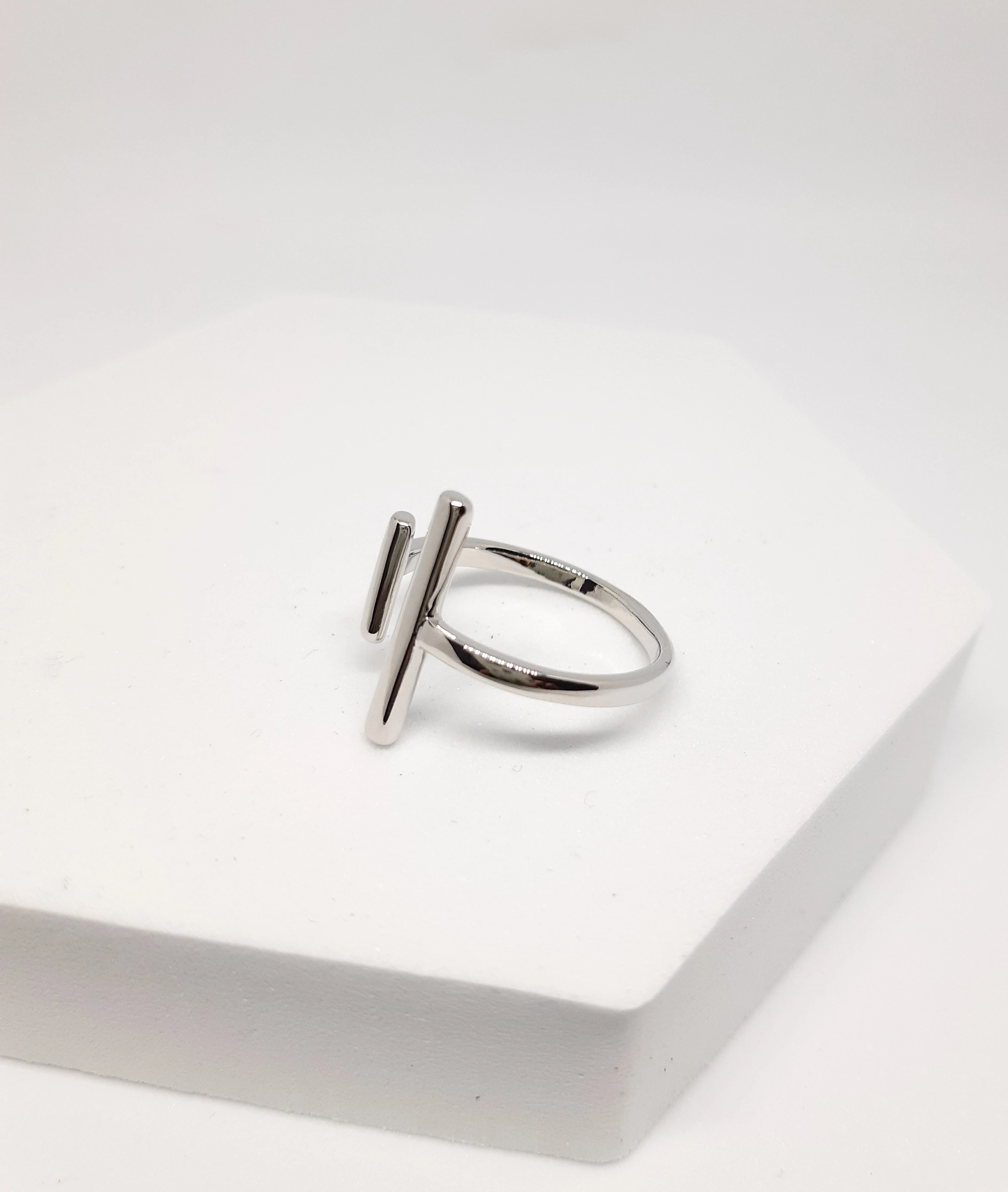 ZALDANA Parallel Silver Ring with Two Lines